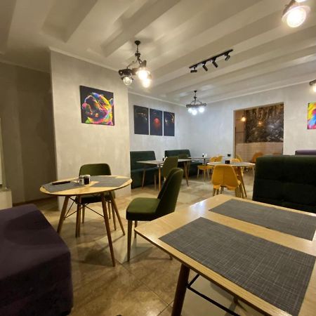 Hotel Alma Ata Zhosaly 외부 사진
