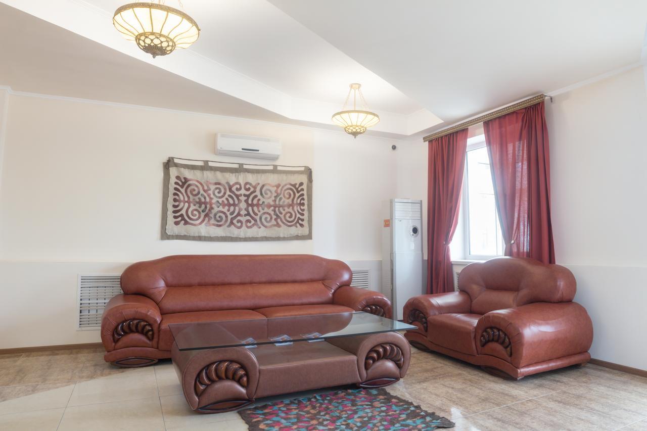 Hotel Alma Ata Zhosaly 외부 사진
